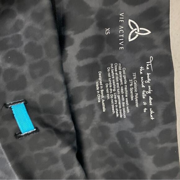 Vie Active Black Gray Leopard Animal Print Full-length Leggings Pants XS - Picture 7 of 8